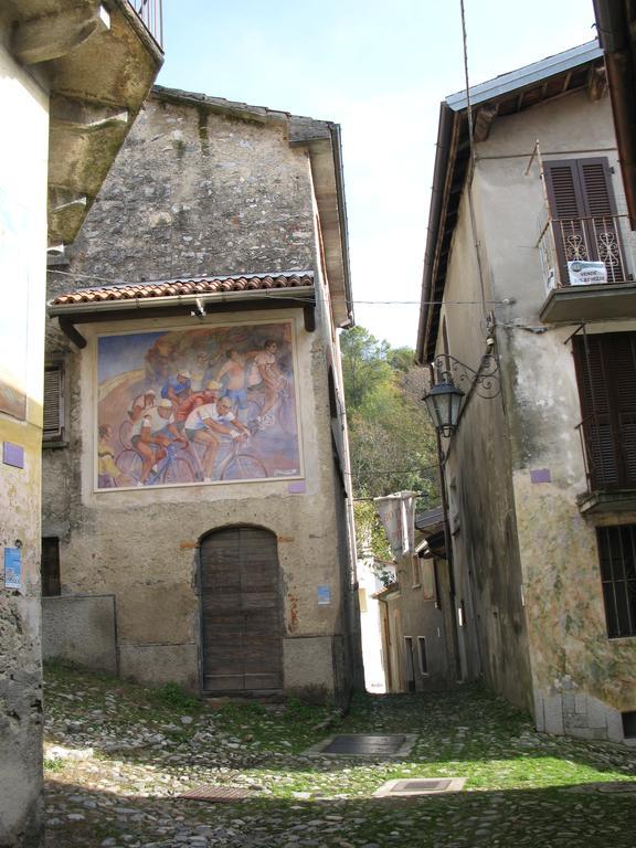 Locanda Del Pittore Arcumeggia Exteriér fotografie